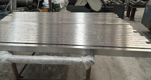 安阳不锈钢无缝方管 